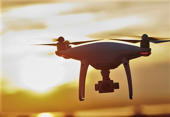 drone tempur otonom