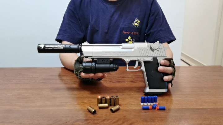 pistol desert eagle