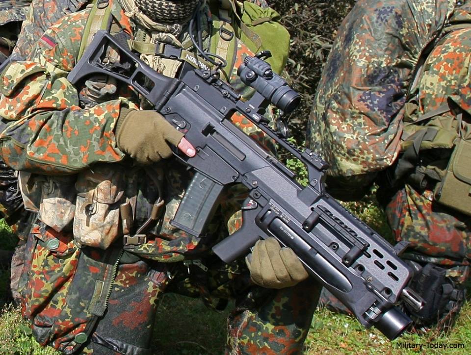 senapan serbu AK-47
