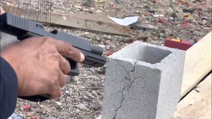 senjata kaliber tinggi